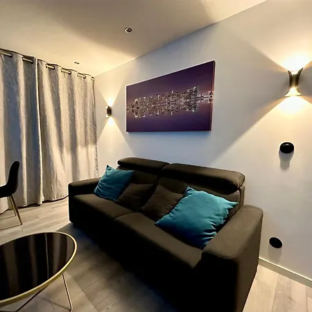Angeles Apartment Villeurbanne